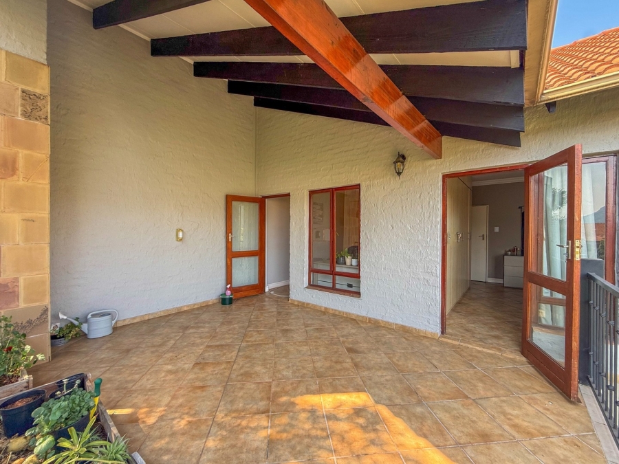 3 Bedroom Property for Sale in The Coves North West